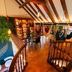 Villa De La Plume *