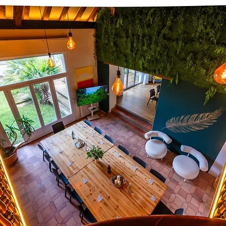 De La Plume 别墅 *